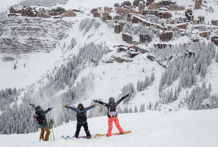 Snowboarders in Avoriaz